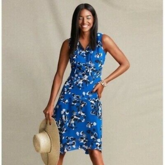 CAbi Dresses & Skirts - CAbi Electric Blue floral print swing dress-S